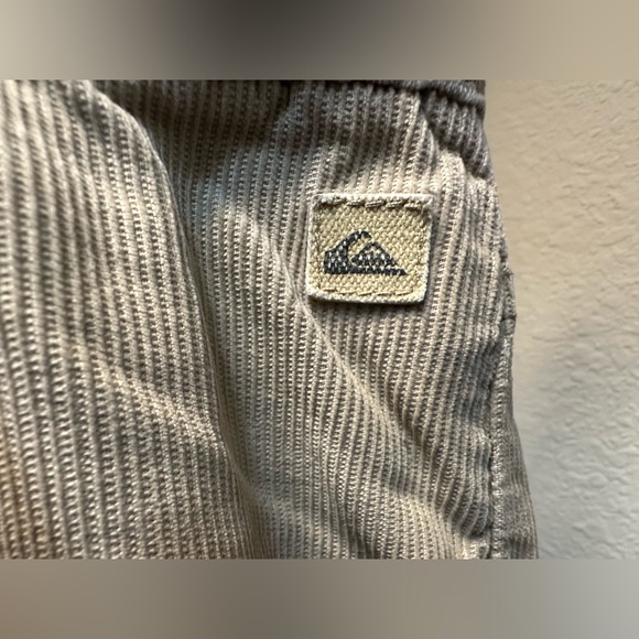Quicksilver thin corduroy pants 34 - Picture 4 of 7